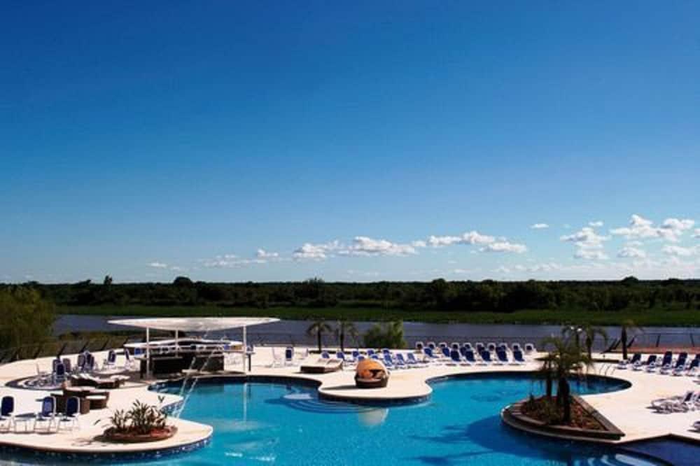 Yacht & Golf Club Paraguayo, A Tribute Portfolio Resort Lambare Εξωτερικό φωτογραφία