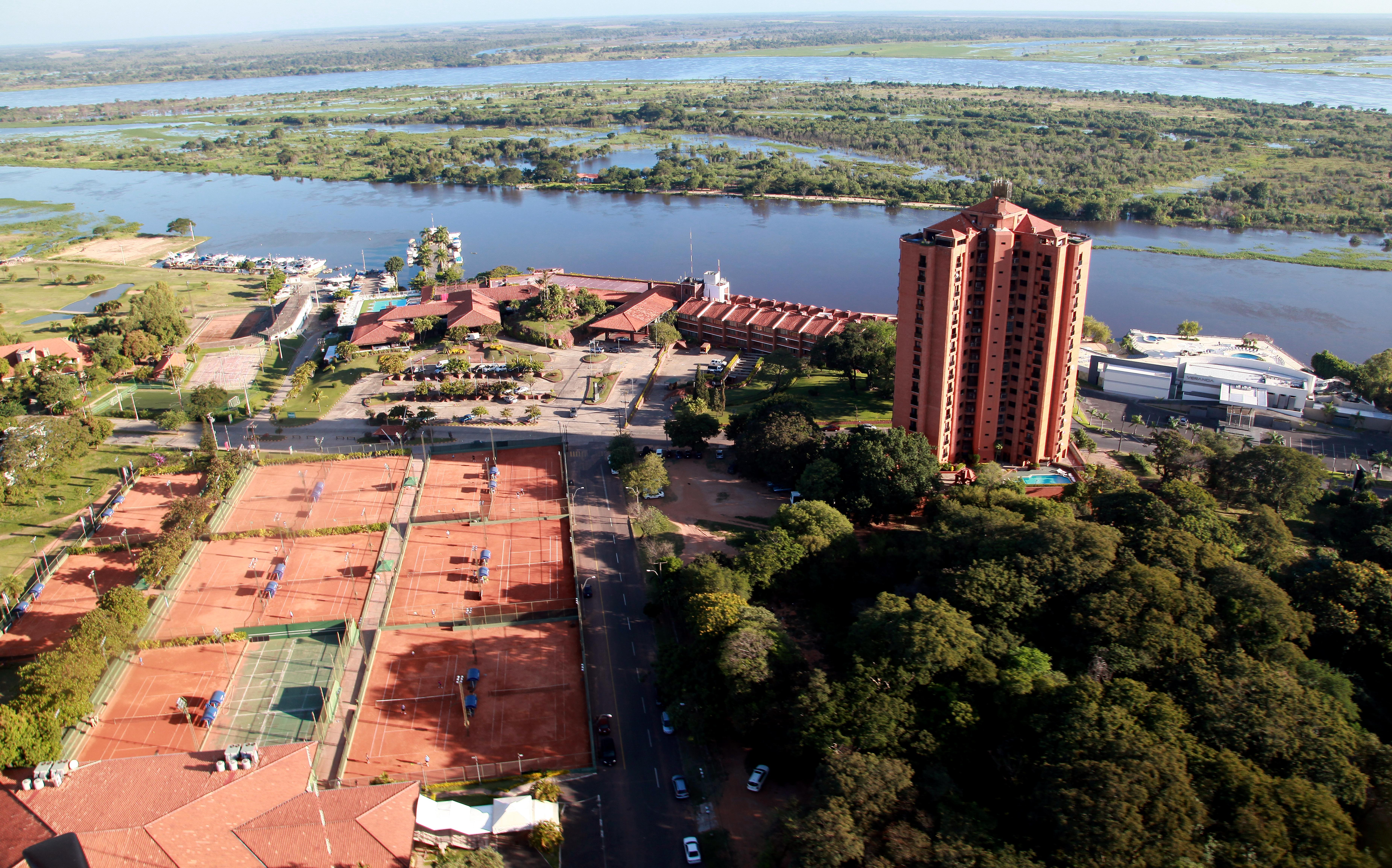 Yacht & Golf Club Paraguayo, A Tribute Portfolio Resort Lambare Εξωτερικό φωτογραφία