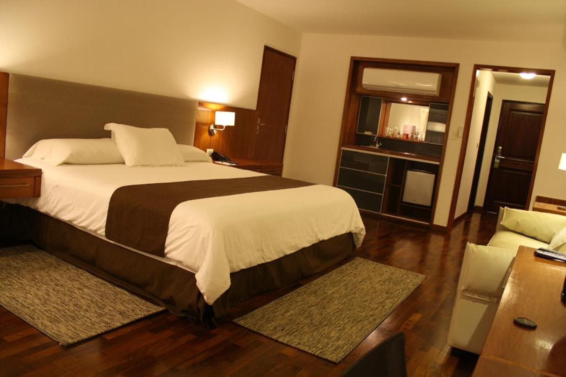 Yacht & Golf Club Paraguayo, A Tribute Portfolio Resort Lambare Εξωτερικό φωτογραφία